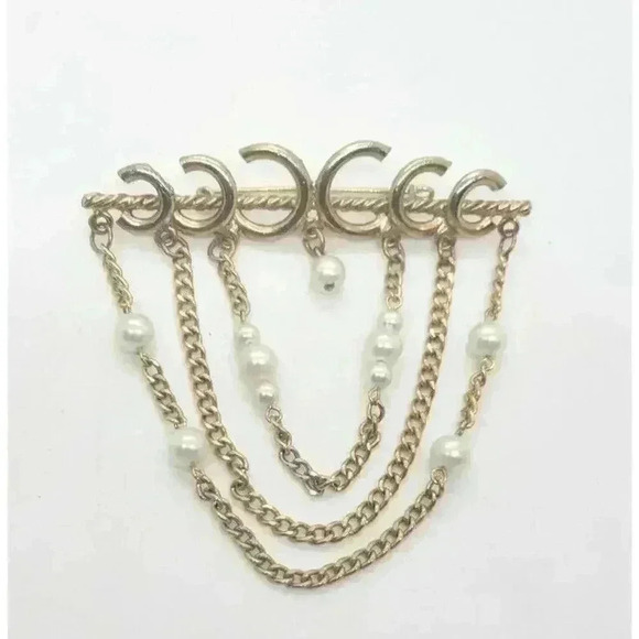 Vintage Brooch Gold Faux Pearl Long Bar Dangle Chain Waterfall 70s 80s - Picture 2 of 9